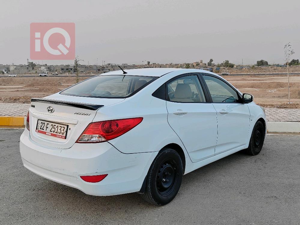 Hyundai Accent